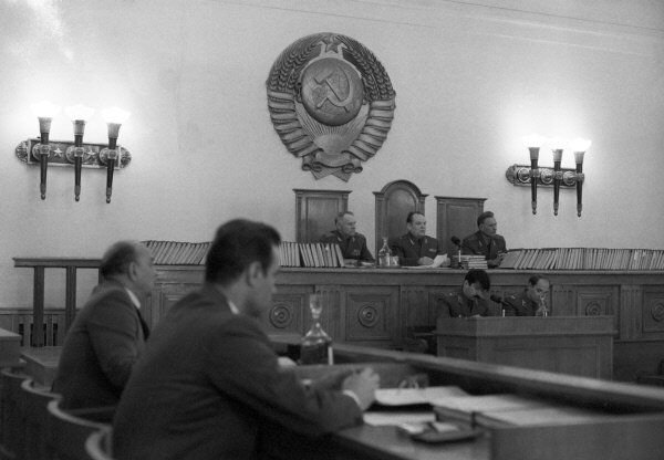 Два друга, два Героя СССР, два предателя