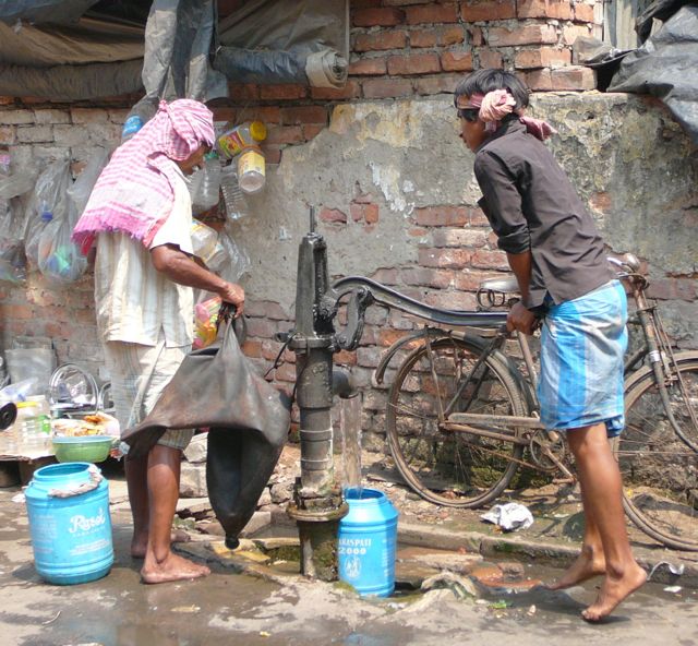 Нищета и радость. Повседневная жизнь в Калькутте