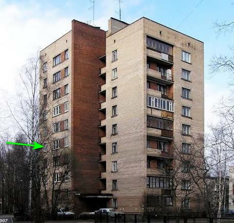 Питер режет даже этажи.