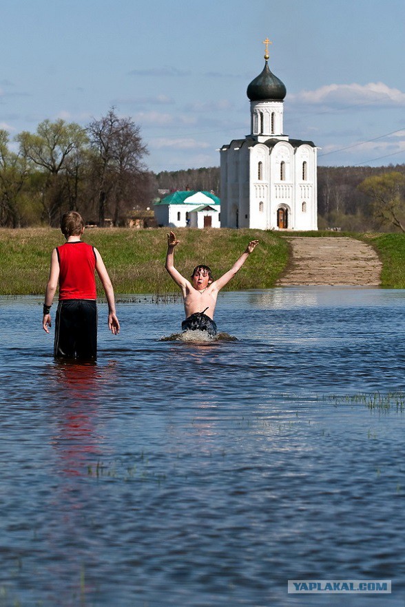Это наша Россия! Другой  у нас не не будет ...
