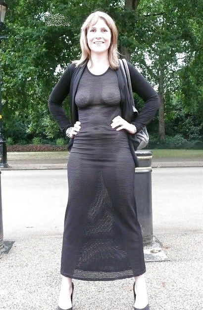 roliki-tetki-v-vozraste-v-prozrachnih-odezhdah