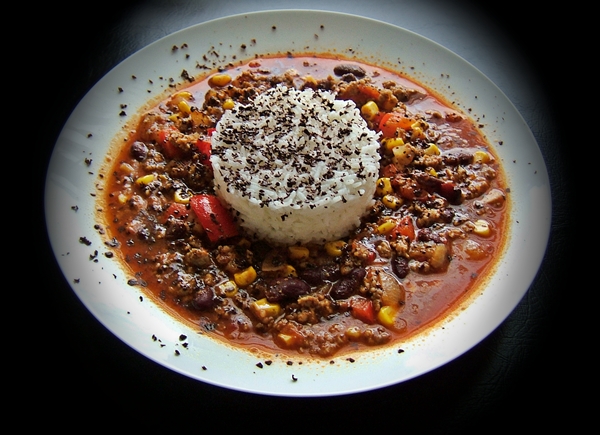 Чили кон карне