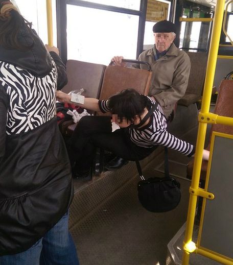 В Перми печальная и пьяная кондуктор бесплатно прокатила пассажиров