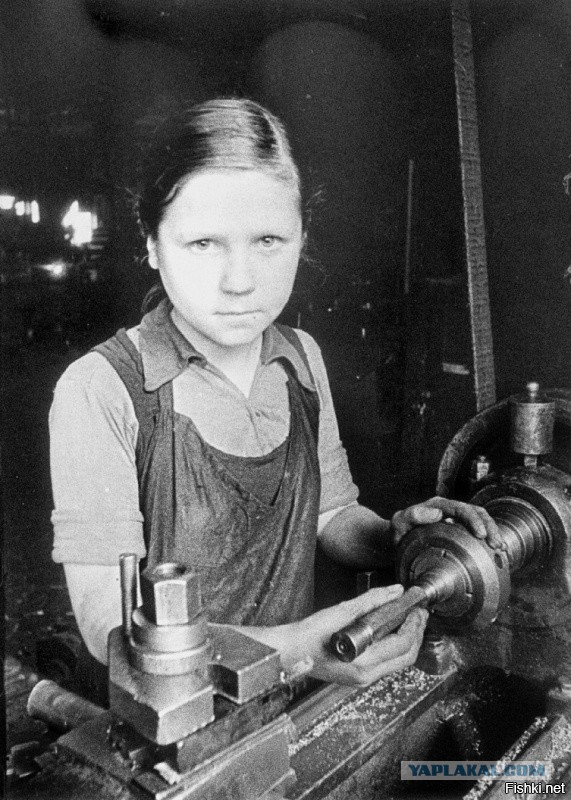 Так выглядят теперь школьницы, которым по 13–15 лет.