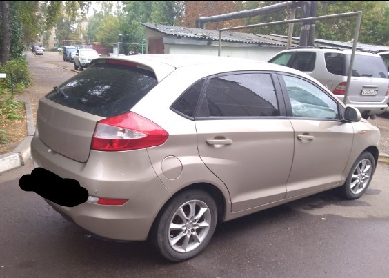 «Автостат»: средний возраст легковых автомобилей в России составляет 15,5 лет