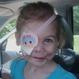 3-летнюю девочку выгнали из KFC из-за ее шрамов