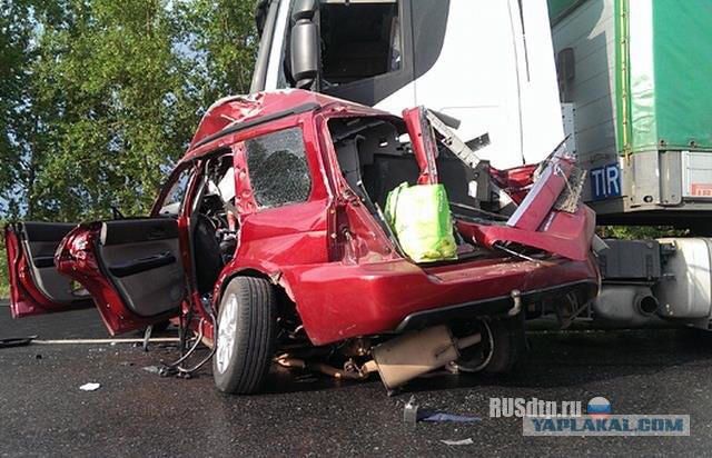 Ну че лохи, смотрите как на Субаре вваливаю!