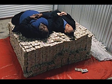 Кучу денег нашли в квартире 21-летнего Шахина Аббасова, убившего 24-летнего байкера на юго-востоке Москвы