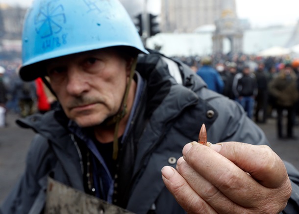 Люди поставили ультиматум: отставка Януковича