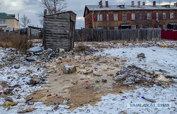 Взрыв в многоэтажкe на улице Атласова в Новой Москве. «Да это беспилотник 100 процентов. Пахнет порохом просто»