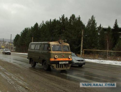 Наш тепловоз, вперед лети! Уникальная военная автотехника 21-го института