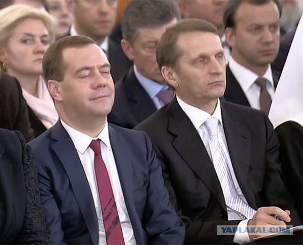 Робот. Зверюга. Чудовище