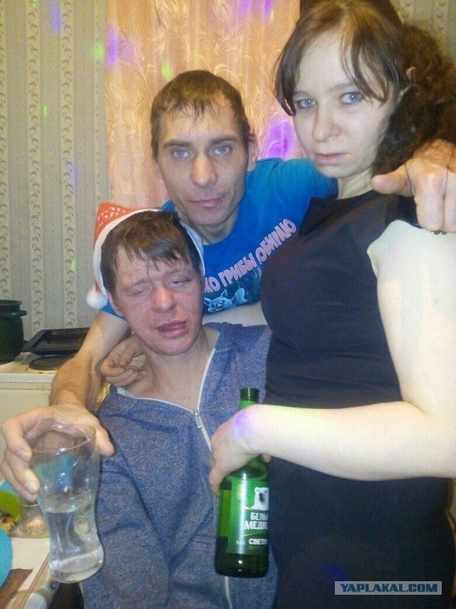 В Петербурге участницу тик-ток-хауса порезали ножом из-за ошибки курьера