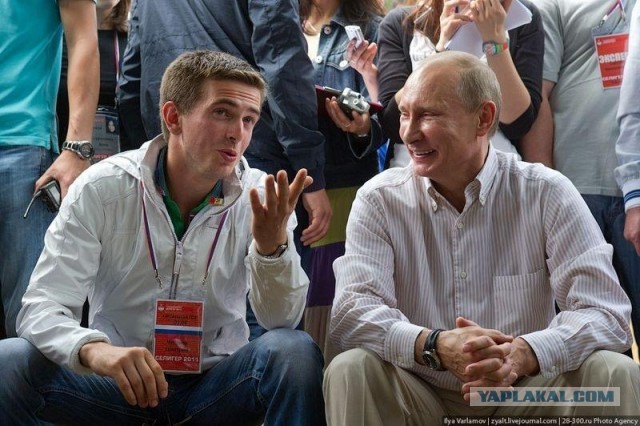 Они просили его пропустить, а он их протаранил