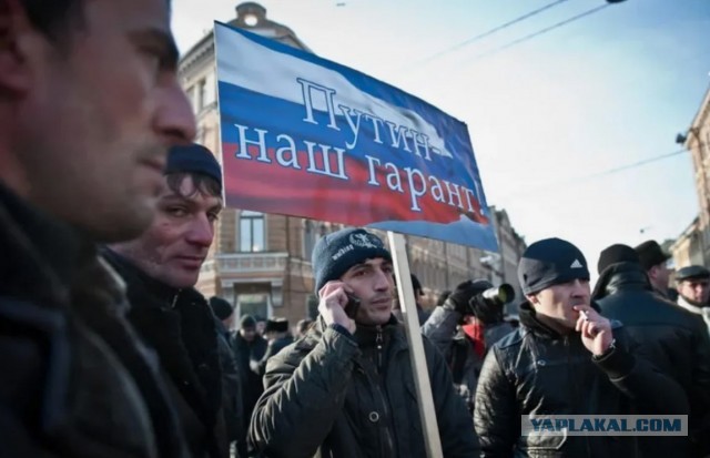 Трудовой протест или требования шариата? В Перми мигранты устроили "бунт"