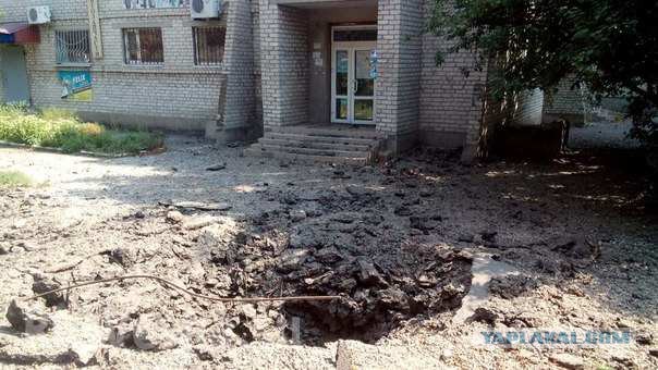 Видео растреляного автобуса под Волновахой