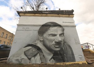 Граффити стрит-арт художников HoodGraff в Санкт-Петербурге