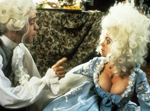 Суд подтвердил законность увольнения назвавшей учеников "дебилоиды" учительницы