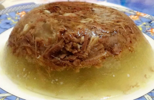 Мясо свиных голов