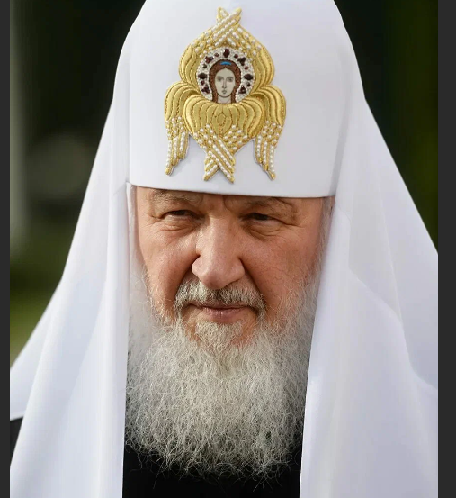 Муфтий Москвы Ильдар Аляутдинов выяснил, что  Дед Мороз это вымышленный персонаж, не имеющим волшебной силы