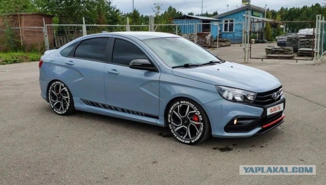 У владельцев топовых Lada Vesta есть 45 секунд после открытия двери, чтобы завести машину. АвтоВАЗ извиняется и ищет решение