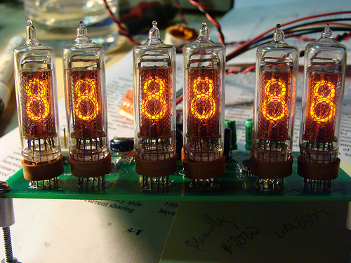 Делаем nixie-часы в подарок
