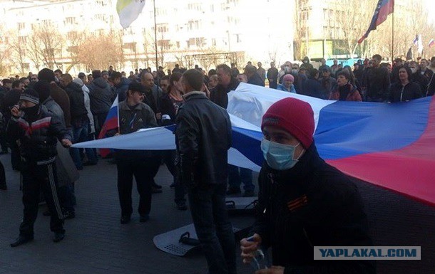 Донецк штурмует  адмистрацию