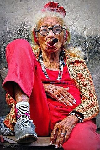 Топ-25 самых сексуальных порноактрис 2014 года