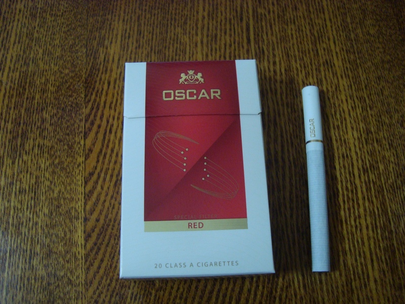 Сигареты компакт красные. Оскар компакт сигареты. Сигареты Мак компакт. Сигареты Оскар Блэк слим. Сигареты Mac Black компакт.