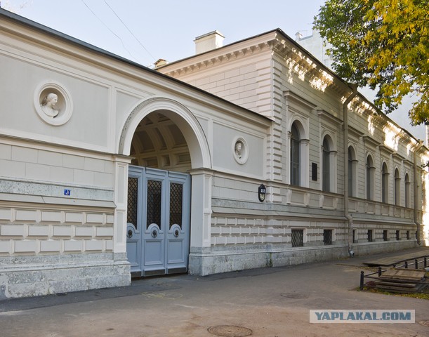 Прогулки по Петербургу