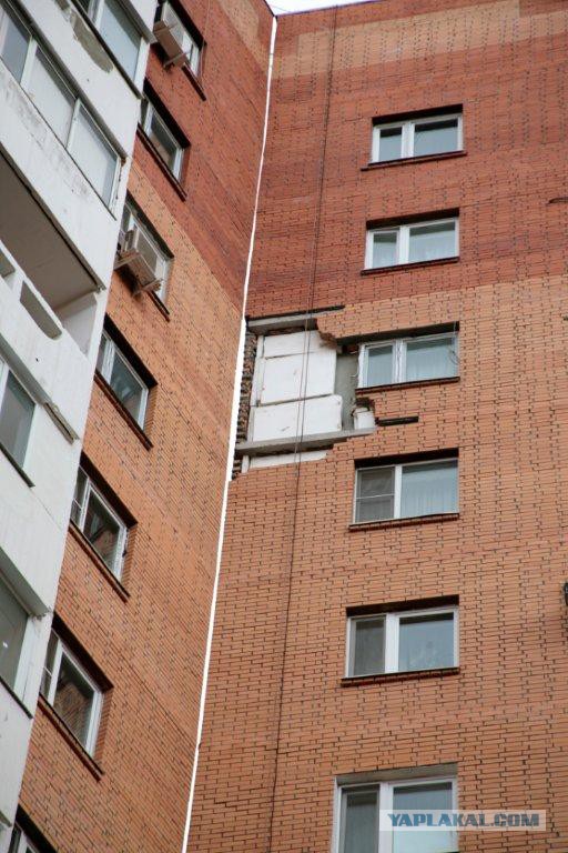 Коттедж в многоэтажном доме: в Тюмени за 53 млн продают трехуровневую квартиру с гаражом внутри
