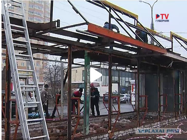 Начался снос незаконных построек