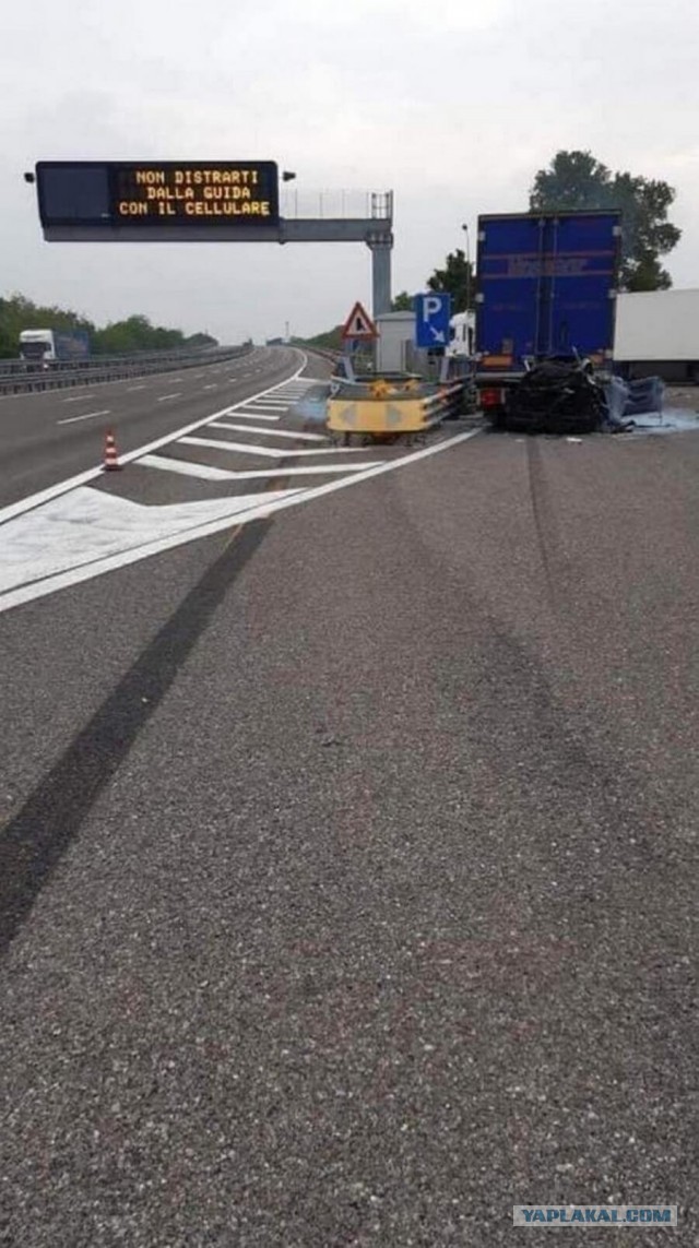 Последствия столкновения автомобиля на скорости более 200 км/ч