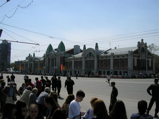 Старинные здания сто лет спустя