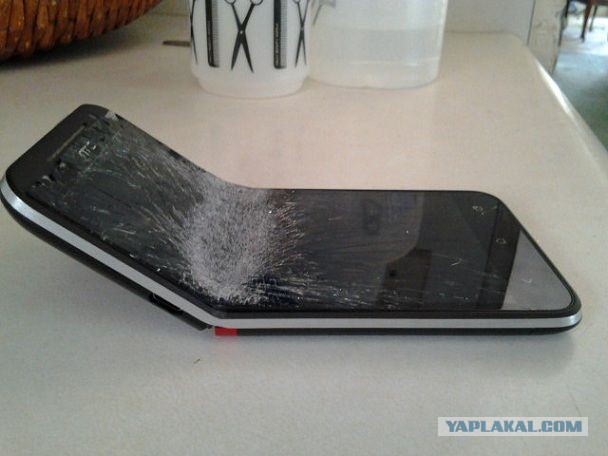 iPhone 6 гнется в кармане
