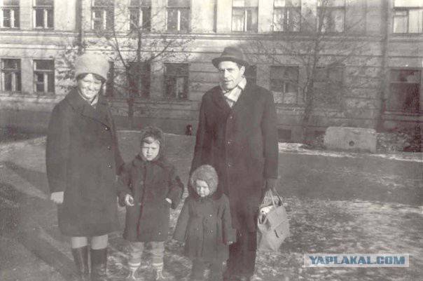 Родившимся в Советском Союзе посвящается