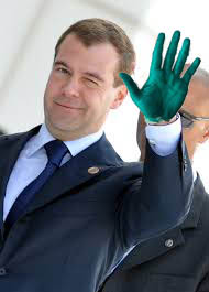 Навального облили зеленкой перед открытием предвыборного штаба в Барнауле