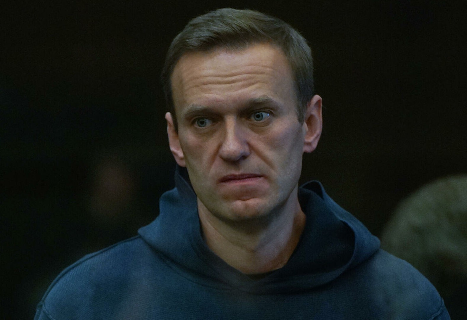Навальный риа. Навальный в суде. Фото Навального в колонии. Свободу Навальному.