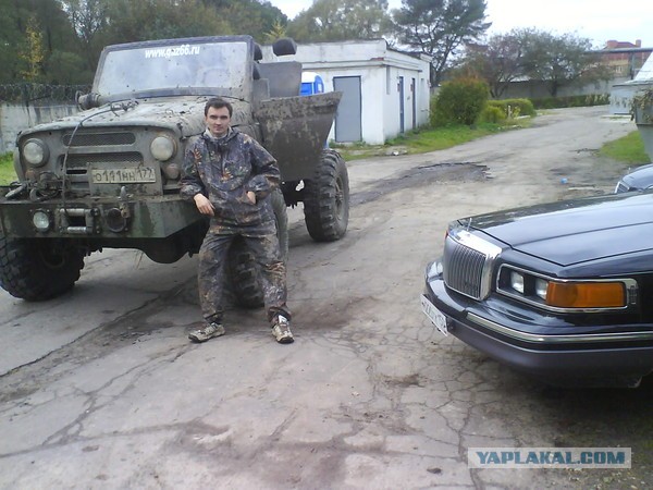 Умeльцы из Екатеринбурга coбрали монстpа из Шишиги и УA3a
