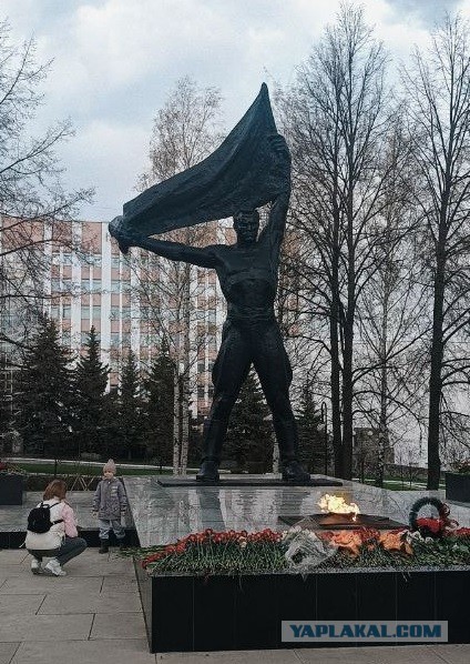 «Мы не можем дать денег». В Ижевске в доме, где живёт 102-летний ветеран, сломался лифт и затопило подвал