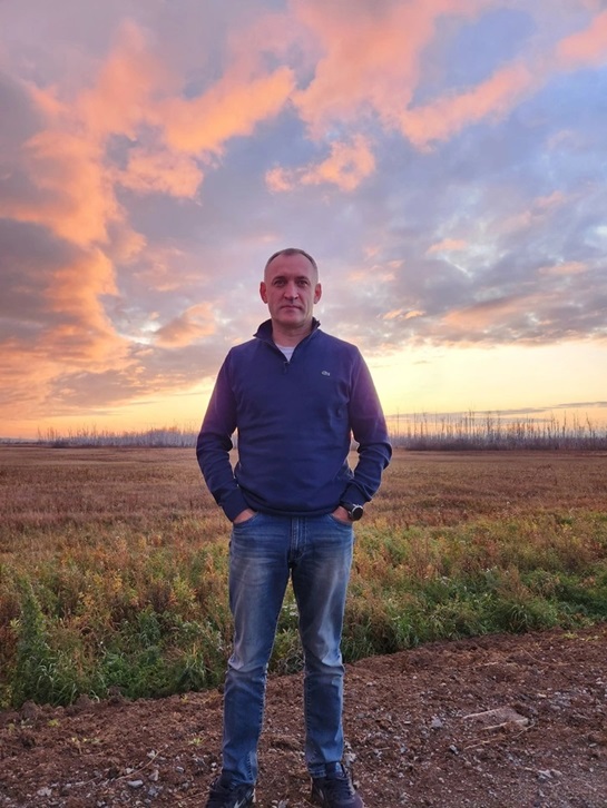 Вице-губернатор отругал студента за футболку с надписью Brooklyn. А что носит он сам?