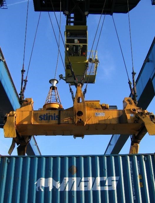 Как один водитель заставил мировую торговлю сыграть в ящик