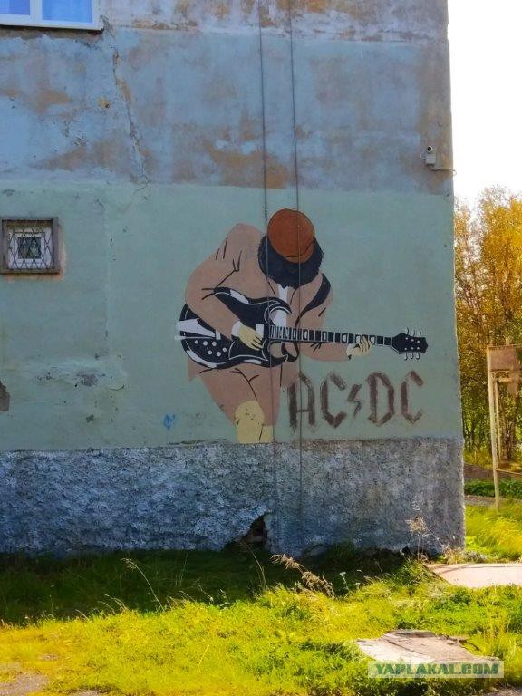 Веселые рисунки московского уличного художника