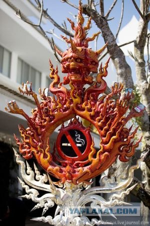 Белый храм в Чианг Рае (Wat Rong Khun)
