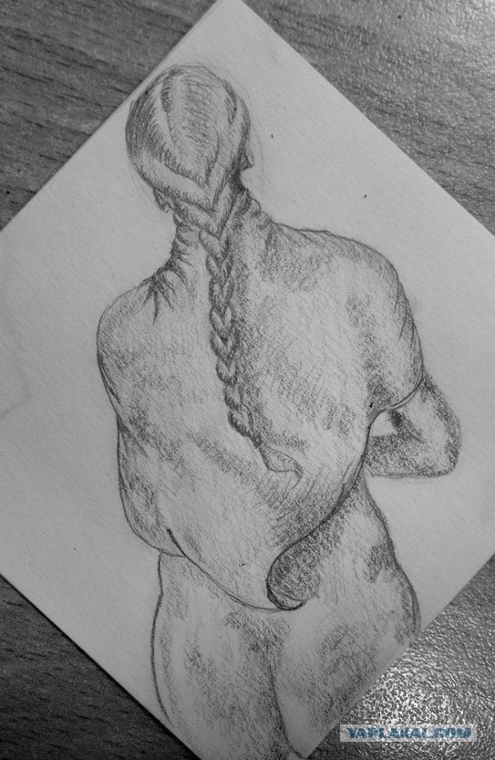 Рисуночков немного.