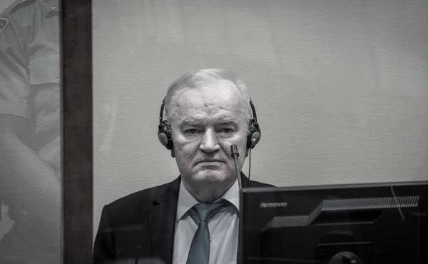Генерала Ратко Младича признали виновным в геноциде