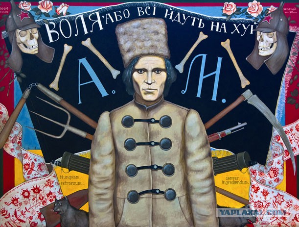 Спилили памятный креcт в Харькове.