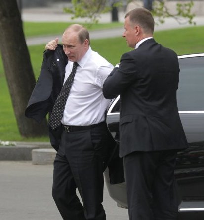 Путин считает, что новый лидер страны должен быть "зрелым молодым человеком"