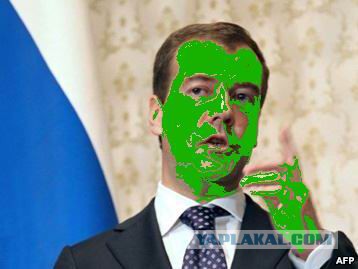 Навального облили зеленкой перед открытием предвыборного штаба в Барнауле