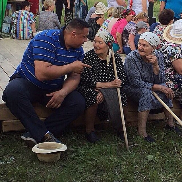 Нет, не перевелись еще богатыри на Земле Русской
